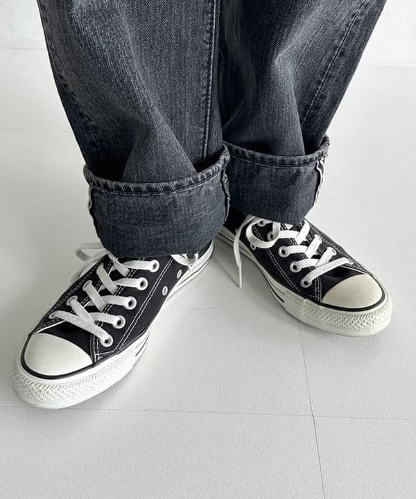 ナガオカ サキさんの「BEAMS WOMEN｜ビッグ ロゴ クルー ニット」を使ったコーディネート