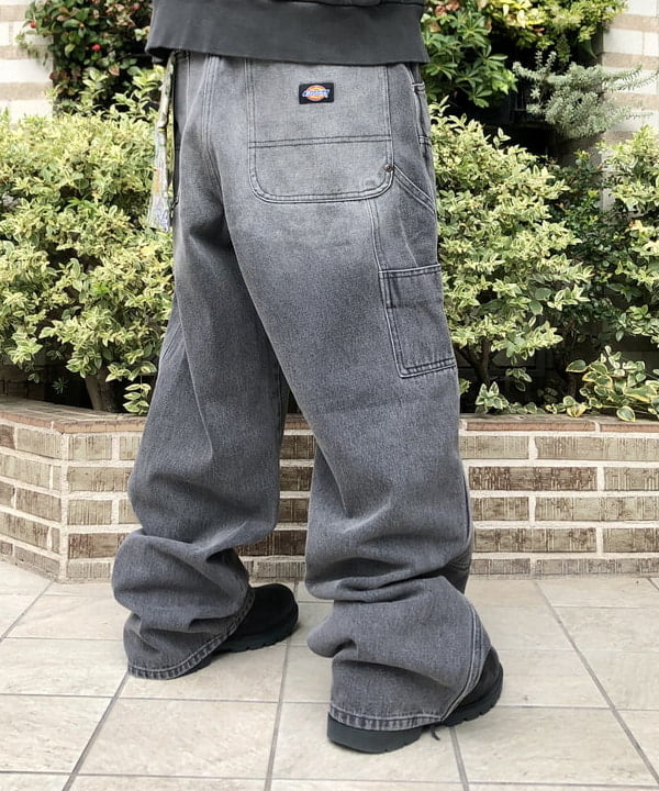 はるひむさんの「BEAMS WOMEN｜【別注】Dickies / Denim Painter Pants」を使ったコーディネート