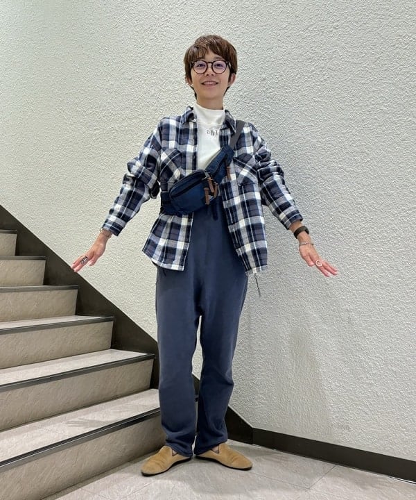 矢野(青木)優香さんの「ボーイ ワークチェック ロングスリーブシャツ」を使ったコーディネート