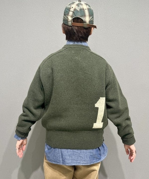 木村 梨香さんの「BEAMS WOMEN｜ビッグ ロゴ クルー ニット」を使ったコーディネート