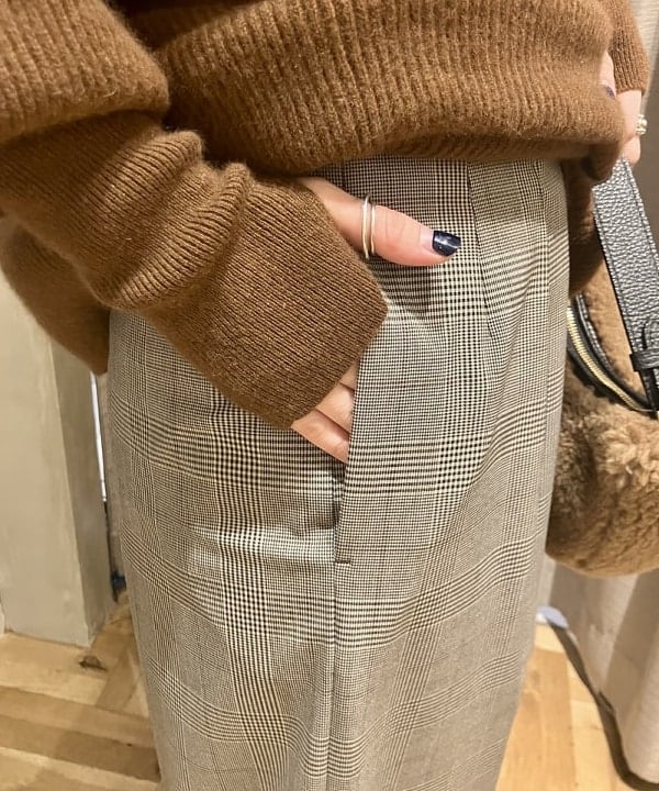 岡 妃呂美さんの「BEAMS WOMEN｜」を使ったコーディネート