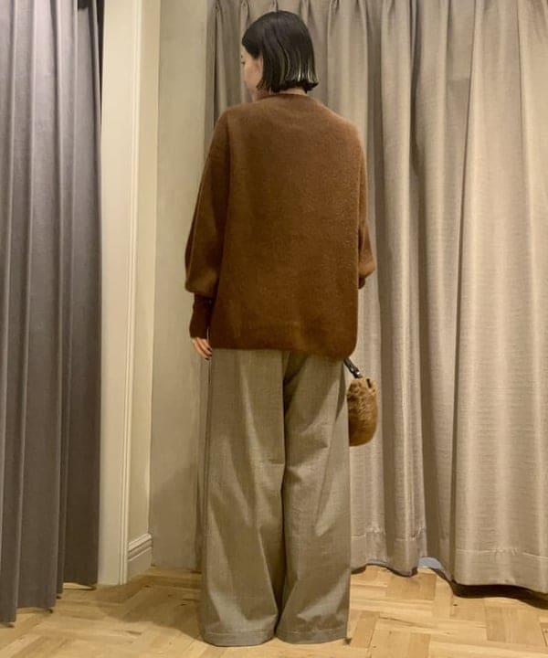 岡 妃呂美さんの「BEAMS WOMEN｜」を使ったコーディネート