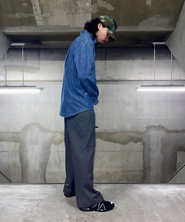 植木 竜也さんの「BEAMS WOMEN｜2プリーツ ワイド スラックス」を使ったコーディネート