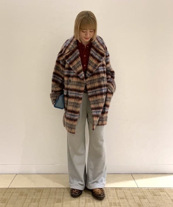 Hazukiさんの「BEAMS WOMEN｜チェック ダブル ハーフ コート」を使ったコーディネート