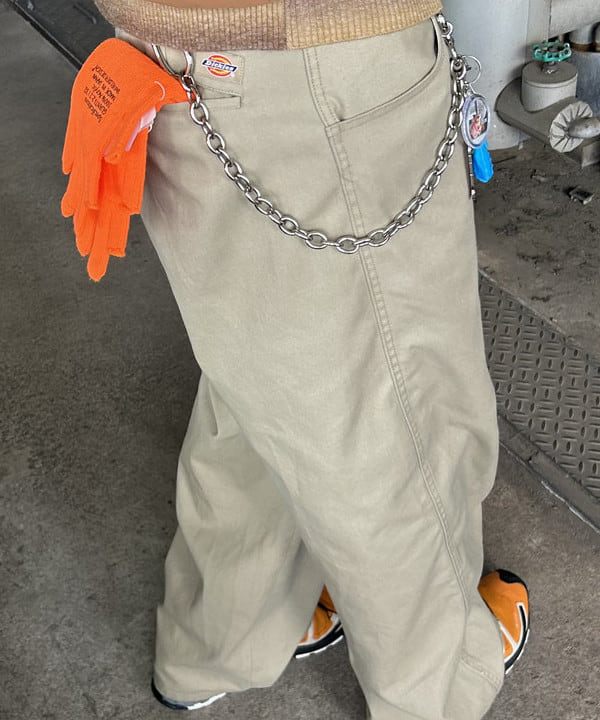 タマイユウトさんの「BEAMS WOMEN｜フェード ボーダー クルーネックニット」を使ったコーディネート