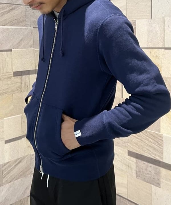 Sunnyさんの「【別注】Dickies / ワイド チノ パンツ」を使ったコーディネート