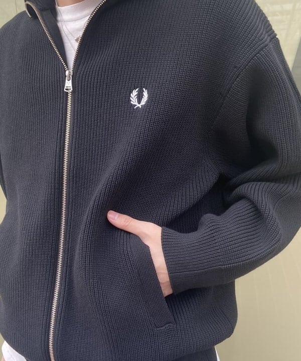 Lazzyさんの「【別注】FRED PERRY / ドライバーズ ニット」を使ったコーディネート