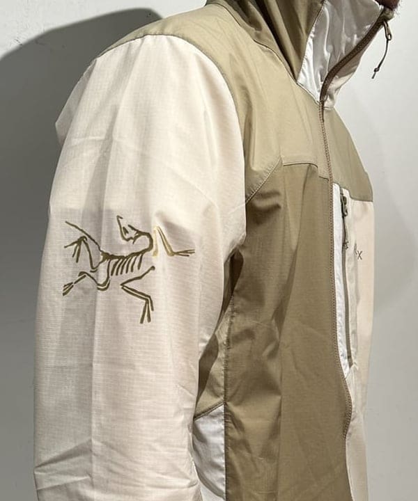 及川 晃さんの「BEAMS WOMEN｜BEAMS PLUS / カシミヤ リブ ニットキャップ」を使ったコーディネート