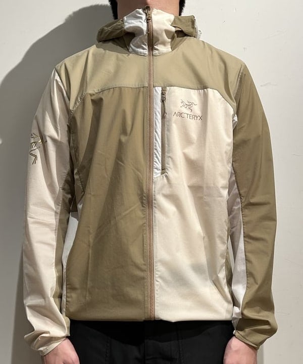 及川 晃さんの「BEAMS WOMEN｜BEAMS PLUS / カシミヤ リブ ニットキャップ」を使ったコーディネート