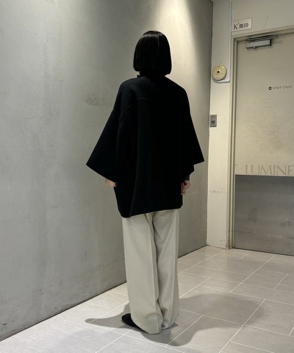 野村 美紅さんの「BEAMS WOMEN｜ハードギャバジン パンツ」を使ったコーディネート