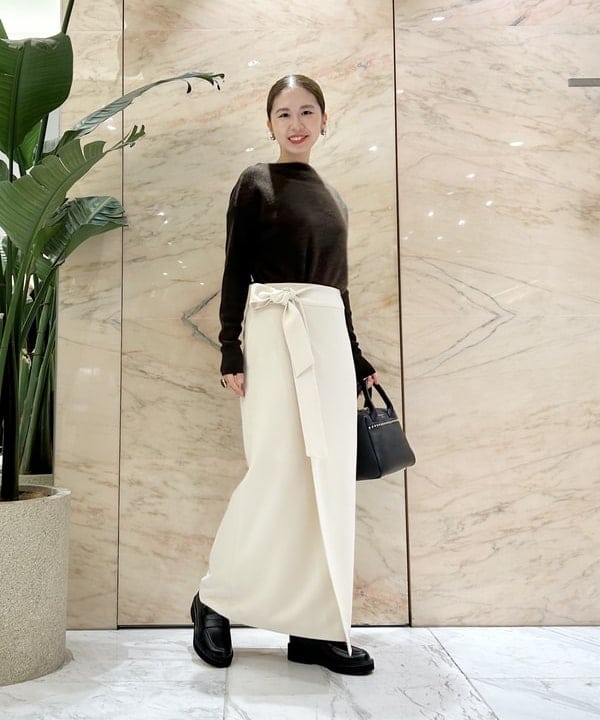 佐藤 美樹さんの「BEAMS WOMEN｜LEE × Demi-Luxe BEAMS / ラップ ロングスカート .M」を使ったコーディネート