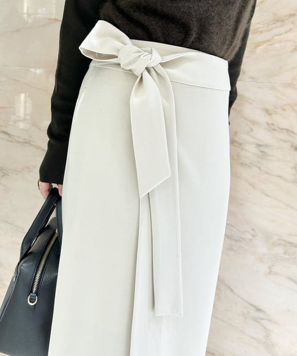 佐藤 美樹さんの「BEAMS WOMEN｜LEE × Demi-Luxe BEAMS / ラップ ロングスカート .M」を使ったコーディネート