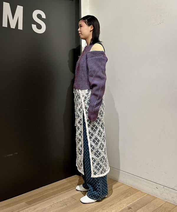 早川 萌子さんの「BEAMS WOMEN｜チュール テープ シシュウ スカート」を使ったコーディネート