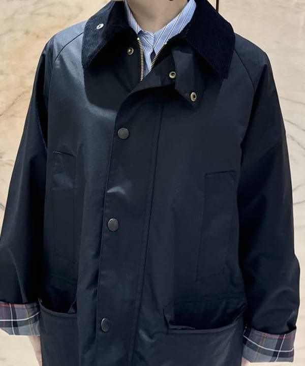 大川 美咲さんの「BEAMS WOMEN｜Barbour / 別注 ナイロンタッサー BEDALE ジャケット」を使ったコーディネート