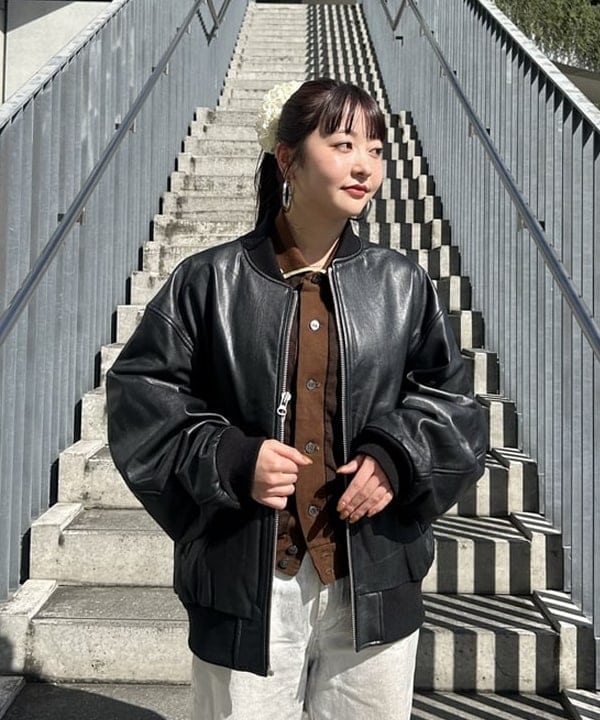 美品✨ BEAMS ブラック レザーボンバージャケット ビームス 東京スカイツリータウン（992076） スタイリング