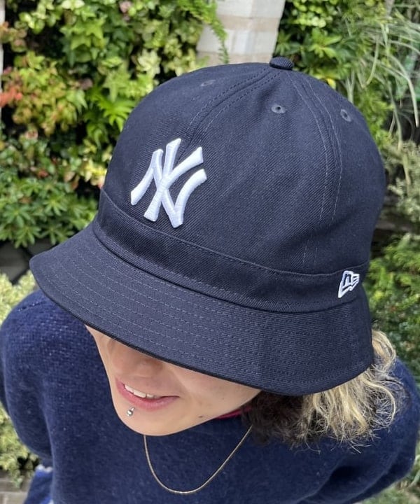 菊田 悠さんの「BEAMS WOMEN｜NEW ERA × BEAMS / 別注 Explorer Hat 24AW」を使ったコーディネート