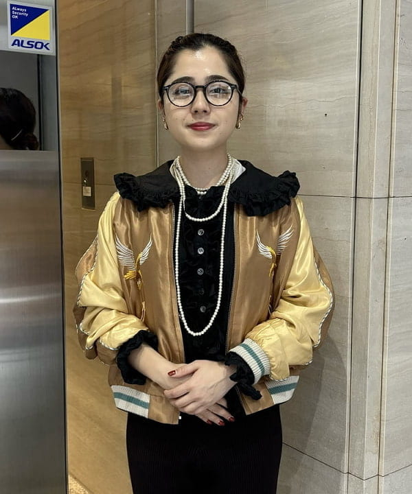 吉野 多恵さんの「BEAMS WOMEN｜ミリタリー ニットパンツ」を使ったコーディネート