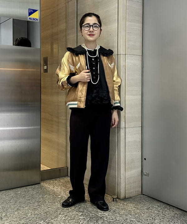 吉野 多恵さんの「BEAMS WOMEN｜ミリタリー ニットパンツ」を使ったコーディネート