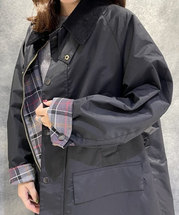 高木 菜央さんの「BEAMS WOMEN｜Barbour / 別注 ナイロンタッサー BEDALE ジャケット」を使ったコーディネート