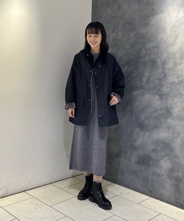 高木 菜央さんの「BEAMS WOMEN｜Barbour / 別注 ナイロンタッサー BEDALE ジャケット」を使ったコーディネート