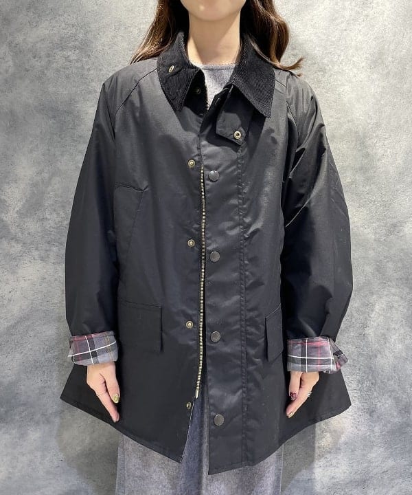 高木 菜央さんの「BEAMS WOMEN｜Barbour / 別注 ナイロンタッサー BEDALE ジャケット」を使ったコーディネート