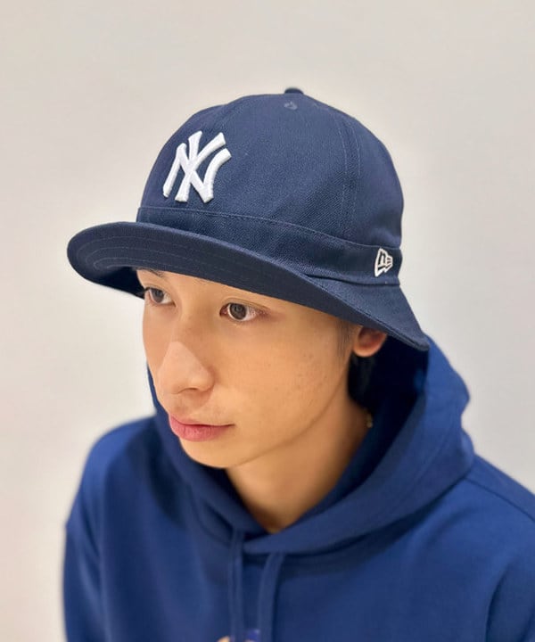 Kellyさんの「BEAMS WOMEN｜【別注】Dickies / ワイド チノ パンツ」を使ったコーディネート