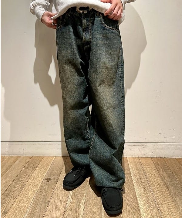 関澤 佑樹さんの「BEAMS WOMEN｜BEAMS / ワイドフィット デニムパンツ」を使ったコーディネート