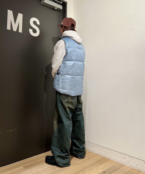 関澤 佑樹さんの「BEAMS WOMEN｜BEAMS / ワイドフィット デニムパンツ」を使ったコーディネート