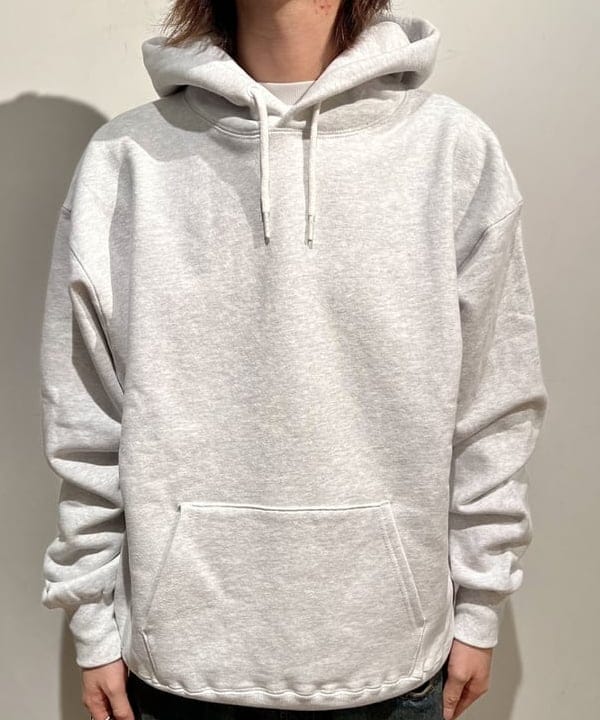 関澤 佑樹さんの「BEAMS WOMEN｜BEAMS / ワイドフィット デニムパンツ」を使ったコーディネート
