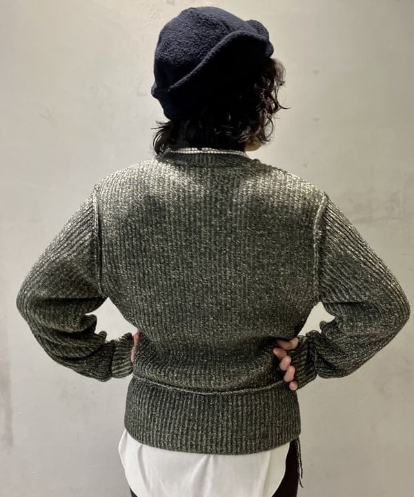 小原 もこさんの「BEAMS WOMEN｜SCREEN STARS /?別注 2トーン ロングスリーブ Tシャツ」を使ったコーディネート