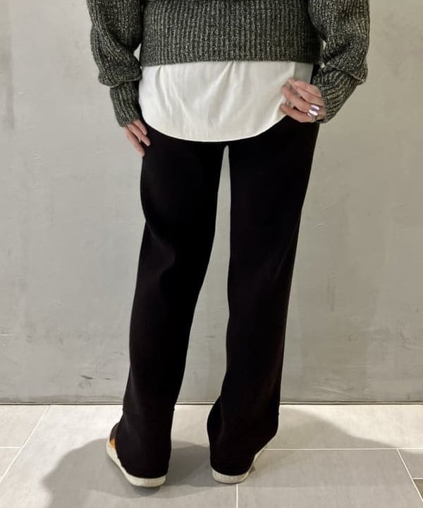 小原 もこさんの「BEAMS WOMEN｜SCREEN STARS /?別注 2トーン ロングスリーブ Tシャツ」を使ったコーディネート