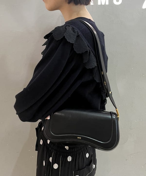 神坂 莉子さんの「BEAMS WOMEN｜」を使ったコーディネート