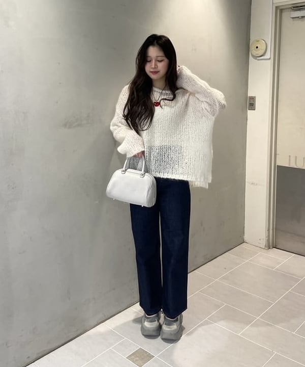 桃羽さんの「BEAMS WOMEN｜upper hights × Demi-Luxe BEAMS / 別注 THE NIECE デニムパンツ」を使ったコーディネート