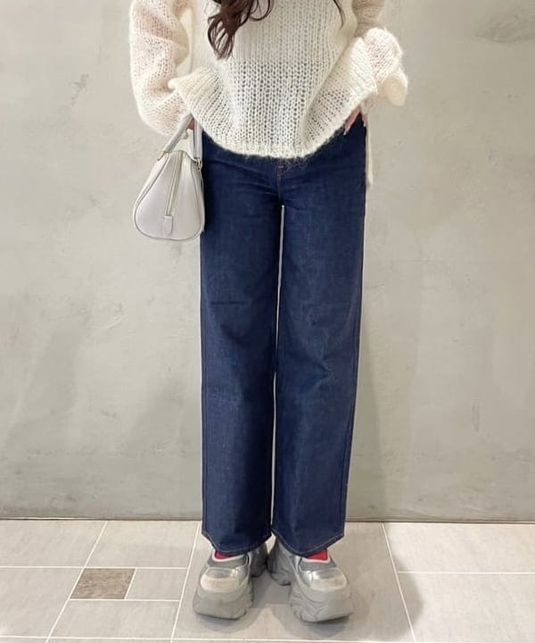 桃羽さんの「BEAMS WOMEN｜upper hights × Demi-Luxe BEAMS / 別注 THE NIECE デニムパンツ」を使ったコーディネート
