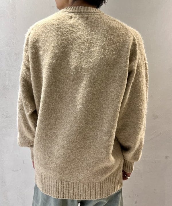 流聖さんの「BEAMS WOMEN｜FRED PERRY / 別注 フラッフィ クルーネックニット」を使ったコーディネート