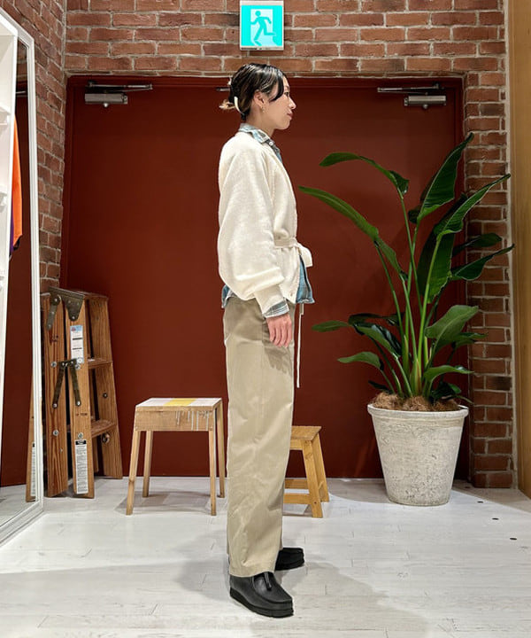 marieさんの「BEAMS WOMEN｜maturely / ビーズ エンブロイダリー バック オープン カーディガン」を使ったコーディネート