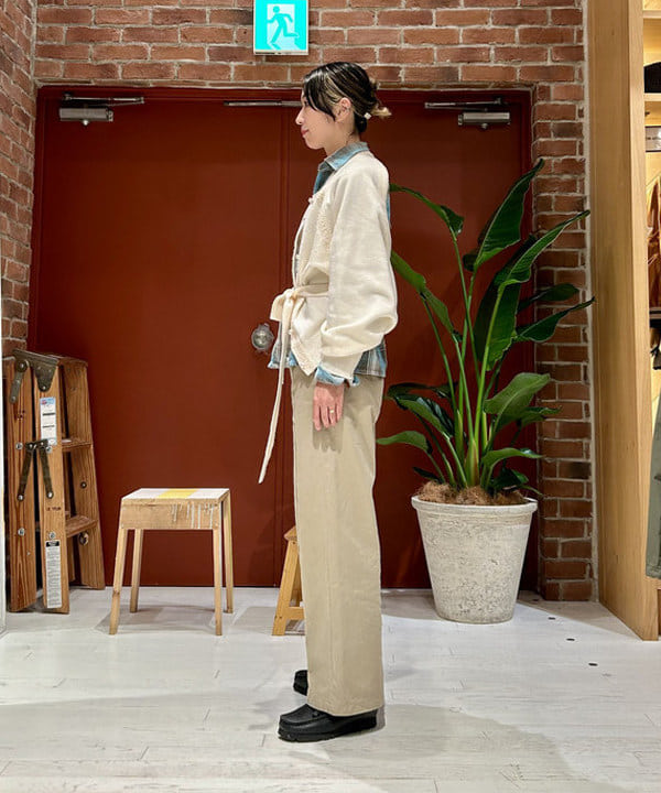 marieさんの「BEAMS WOMEN｜maturely / ビーズ エンブロイダリー バック オープン カーディガン」を使ったコーディネート