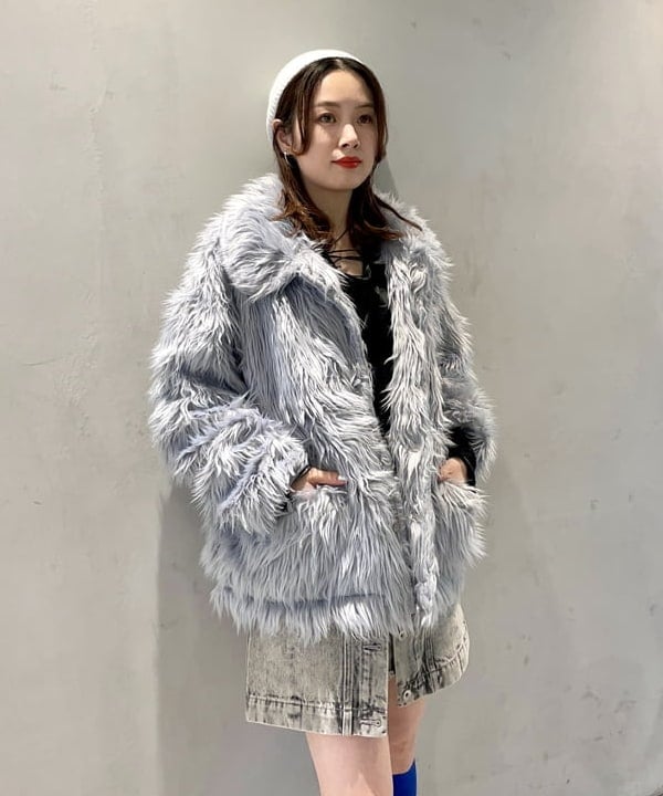 カタヤマ アヤさんの「BEAMS WOMEN｜【別注】Reebok /  INSTAPUMP FURY "Silver"」を使ったコーディネート