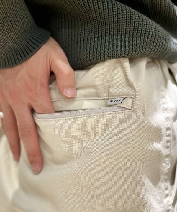 流聖さんの「BEAMS WOMEN｜ベーシック ツイル イージーパンツ」を使ったコーディネート
