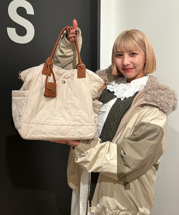 佐藤 亜美さんの「BEAMS WOMEN｜Ray BEAMS / アンクルストラップ パンプス」を使ったコーディネート