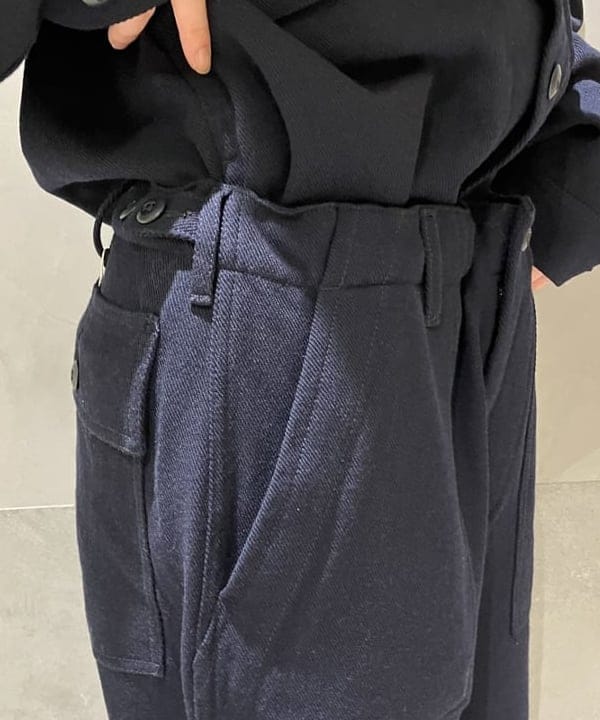 モモさんの「BEAMS WOMEN｜ウール カルゼ ミリタリー シャツ ジャケット」を使ったコーディネート