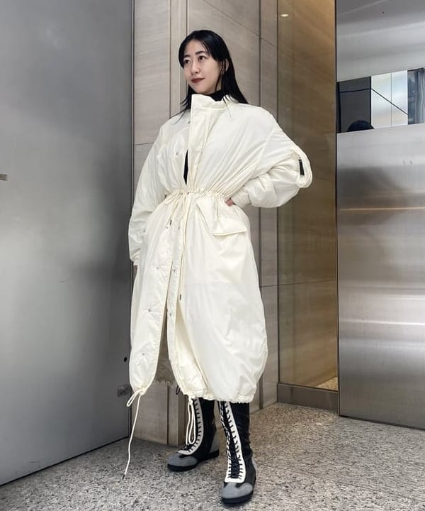 マツド ユメカさんの「BEAMS WOMEN｜スニーカー ブーツ」を使ったコーディネート
