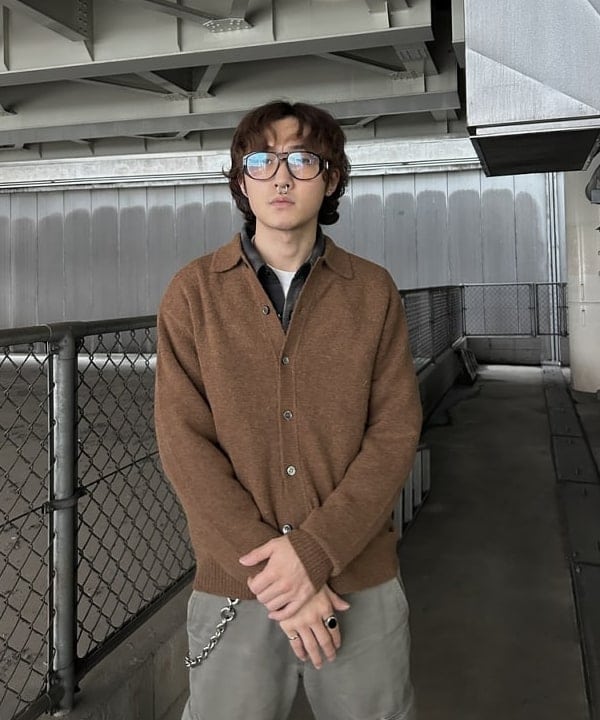 タマイユウトさんの「BEAMS WOMEN｜7ゲージ  アルパカ ニット ポロ カーディガン」を使ったコーディネート