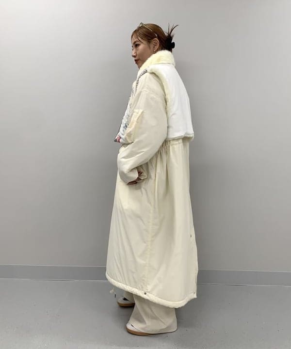 れいなさんの「BEAMS WOMEN｜レッグ ベルト カーゴ パンツ」を使ったコーディネート