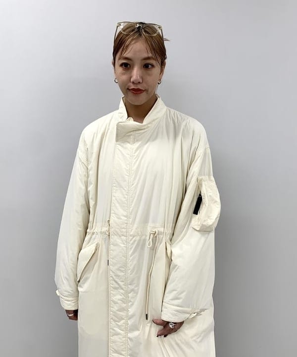 れいなさんの「BEAMS WOMEN｜レッグ ベルト カーゴ パンツ」を使ったコーディネート