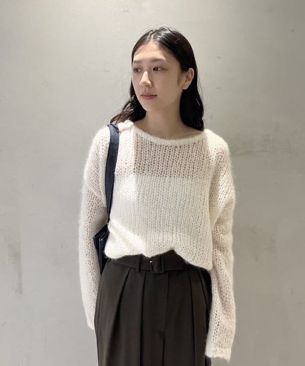 坂本 涼花さんの「BEAMS WOMEN｜バックル 2タック ワイドパンツ」を使ったコーディネート