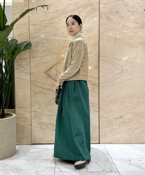 大川 美咲さんの「BEAMS WOMEN｜リブ タートルネックニット」を使ったコーディネート
