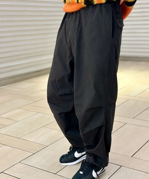 Kellyさんの「BEAMS WOMEN｜ブラッシュ オーバーパンツ」を使ったコーディネート