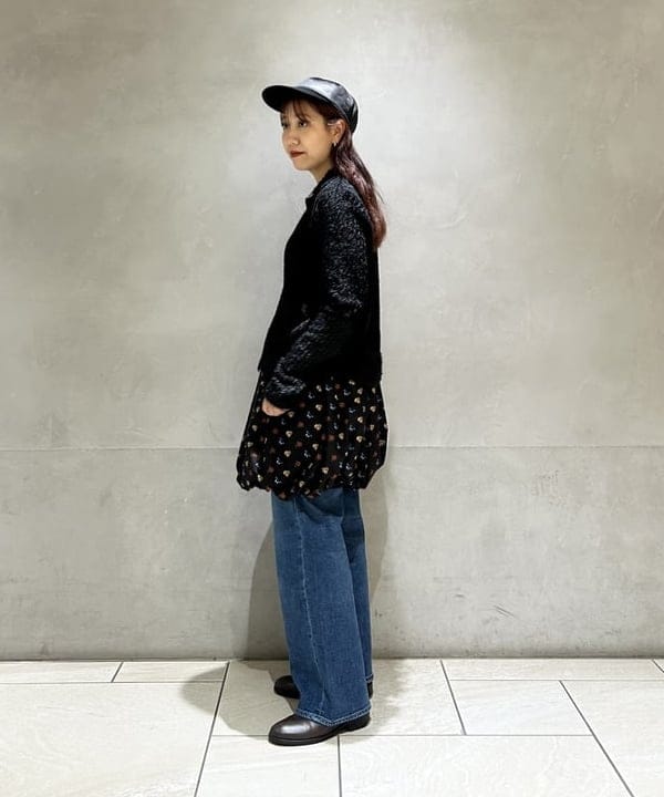 SAEさんの「BEAMS WOMEN｜シャギー ハイネック ジップ カーディガン」を使ったコーディネート