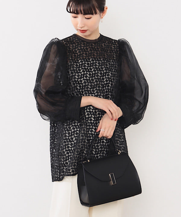 shibataさんの「BEAMS WOMEN｜【別注】GIANNI NOTARO / フラップ ハンドバッグ」を使ったコーディネート